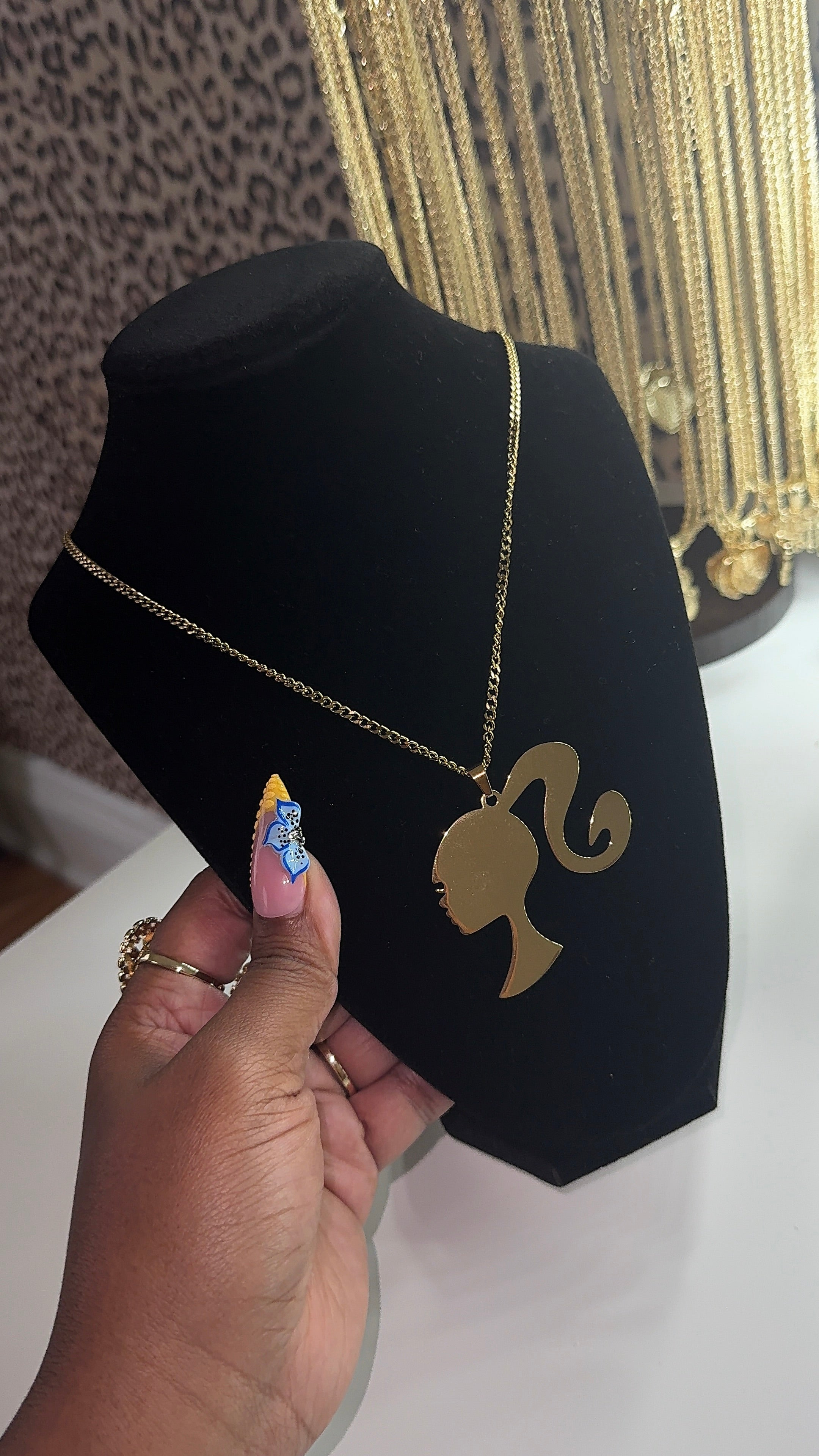 Barbie Chain