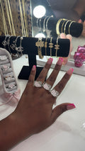 HK Face Ring