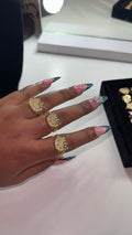 HK Face Ring