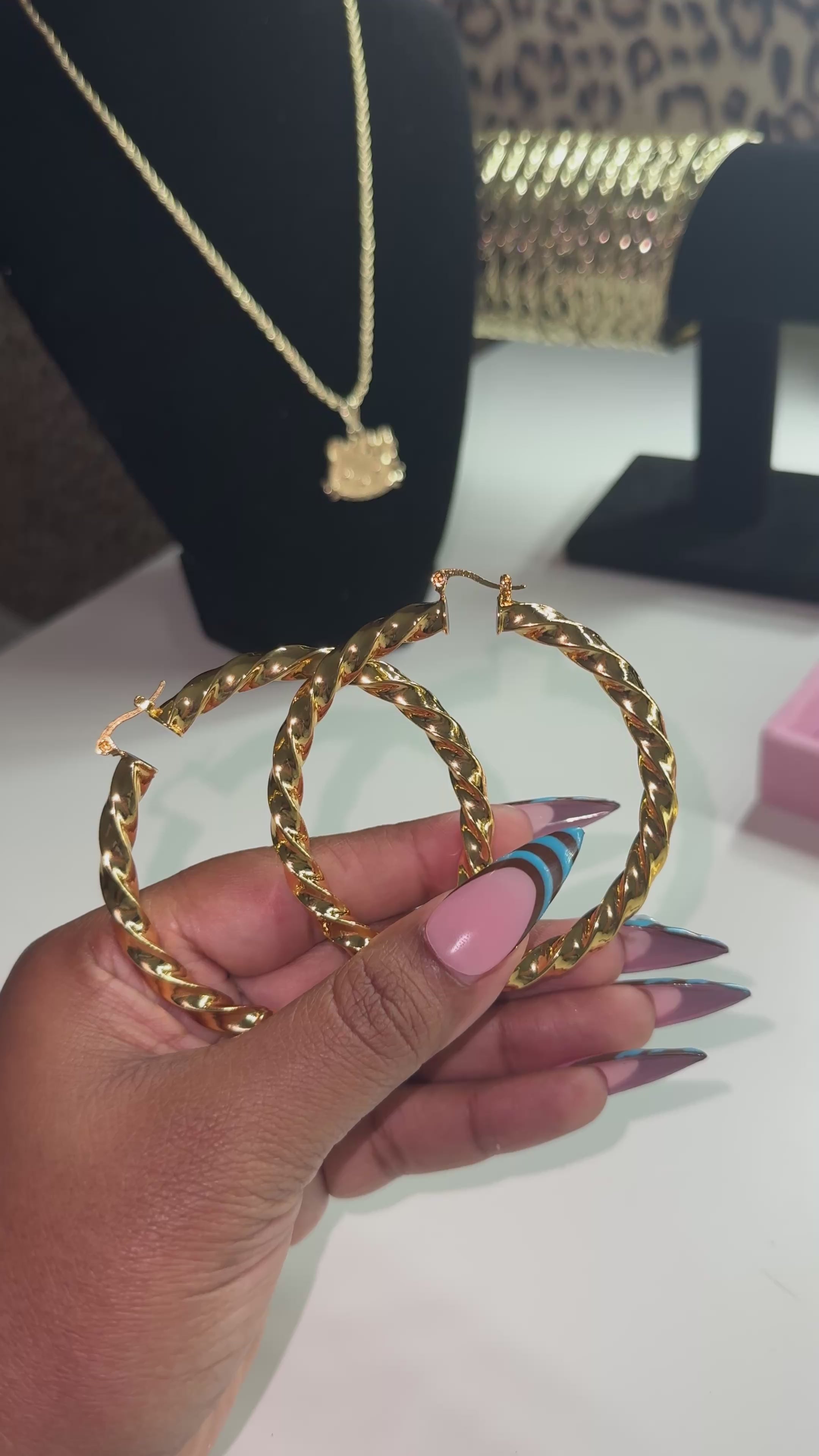 Twist Hoops